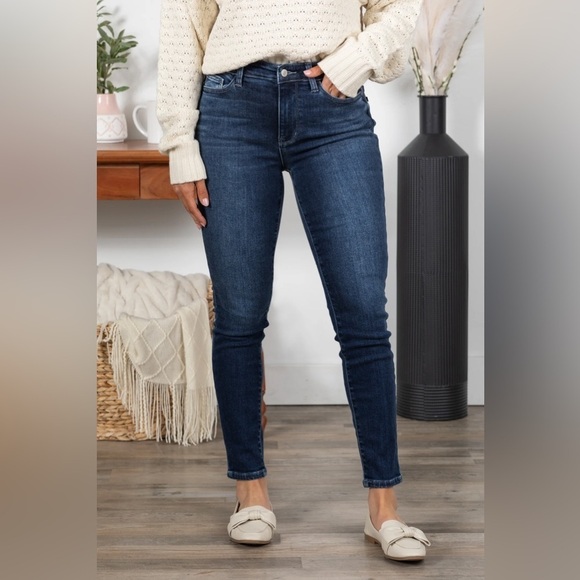 Judy Blue Denim - JUDY BLUE Beckley Mid Rise Skinny Jeans dark denim blue wash size 15 32